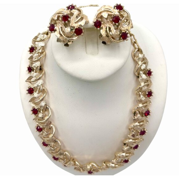GORGEOUS VINTAGE ART ARTHUR PEPPER SIGNED RUBY RED GOLD TONE NECKLACE CLIP EARRI - Picture 2 of 9